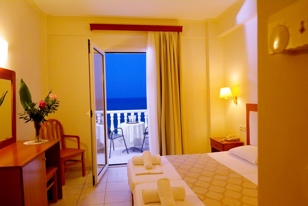 Hotel Ioni Room